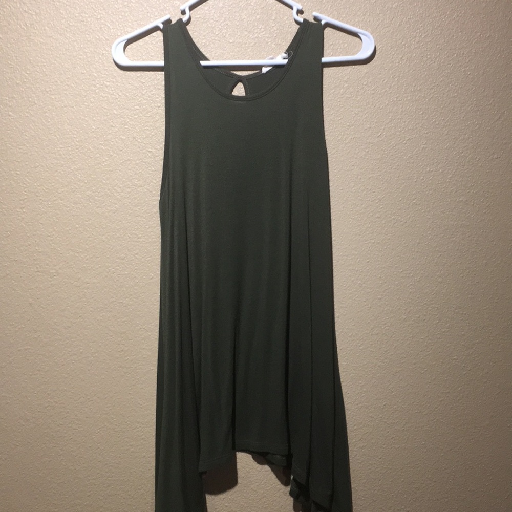 Olive Green Top‼️